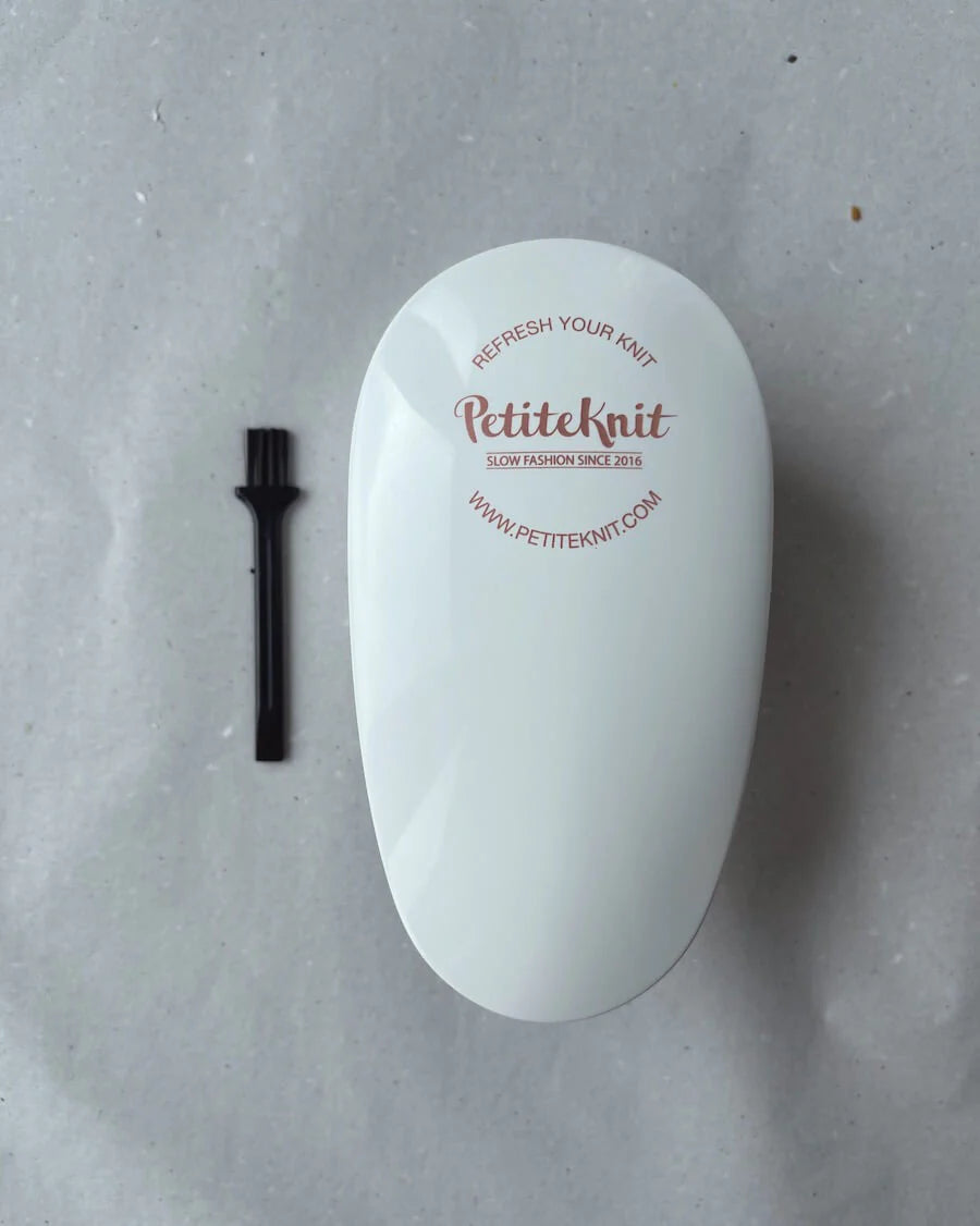 Lint Remover (Petite Knit)